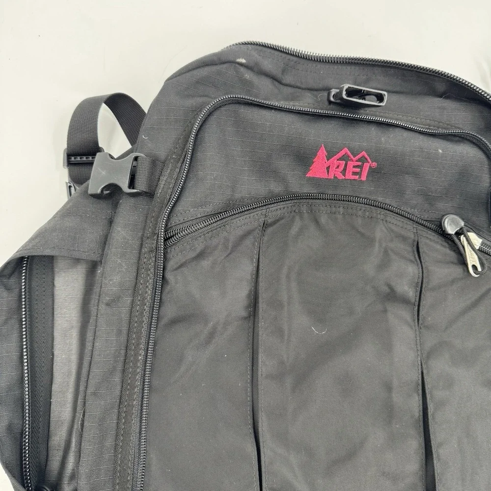 REI black nylon